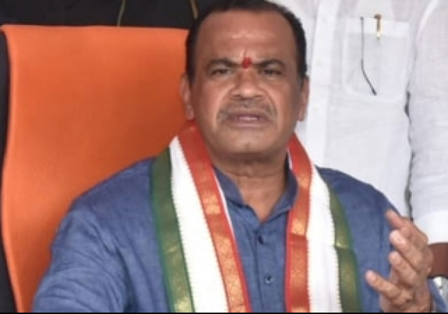 komatireddy-venkat-reddy-1676368771